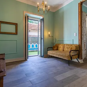 Moradia Clássica No Beato Villa Lisboa